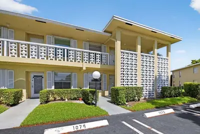 1111 Lemon Tree Terrace 104, Delray Beach – Condominium for sale