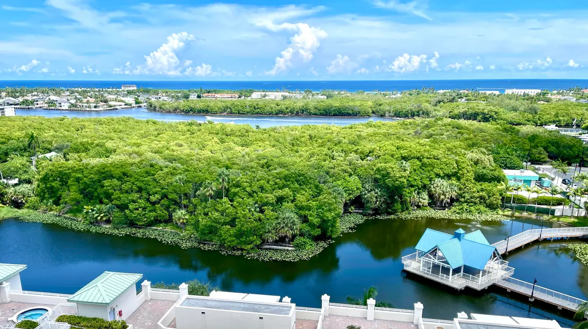 From the bedroom at 350 N Federal Highway 1206, Boynton Beach
