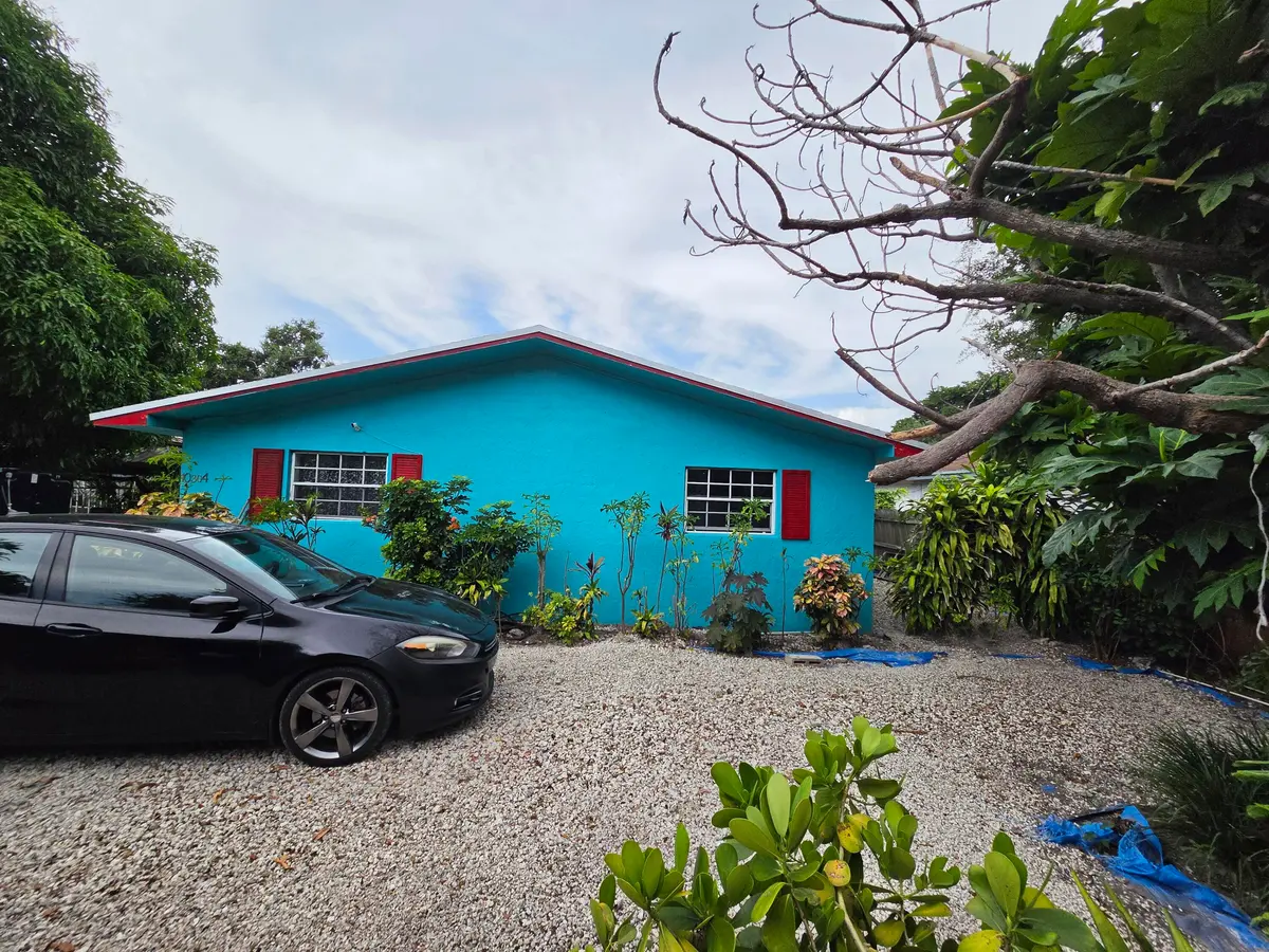 103 pic 2 at 10304 NW 10TH Avenue, Miami