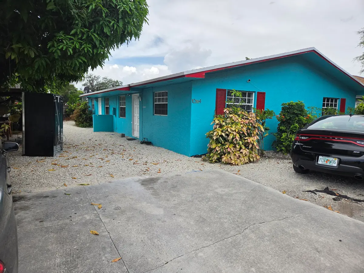 103 pic at 10304 NW 10TH Avenue, Miami