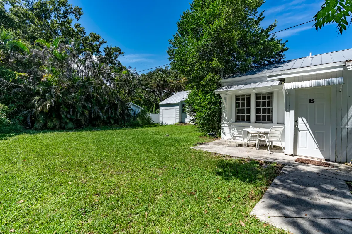 iPixx_00_9 at 1837 22nd Avenue Unit B, Vero Beach