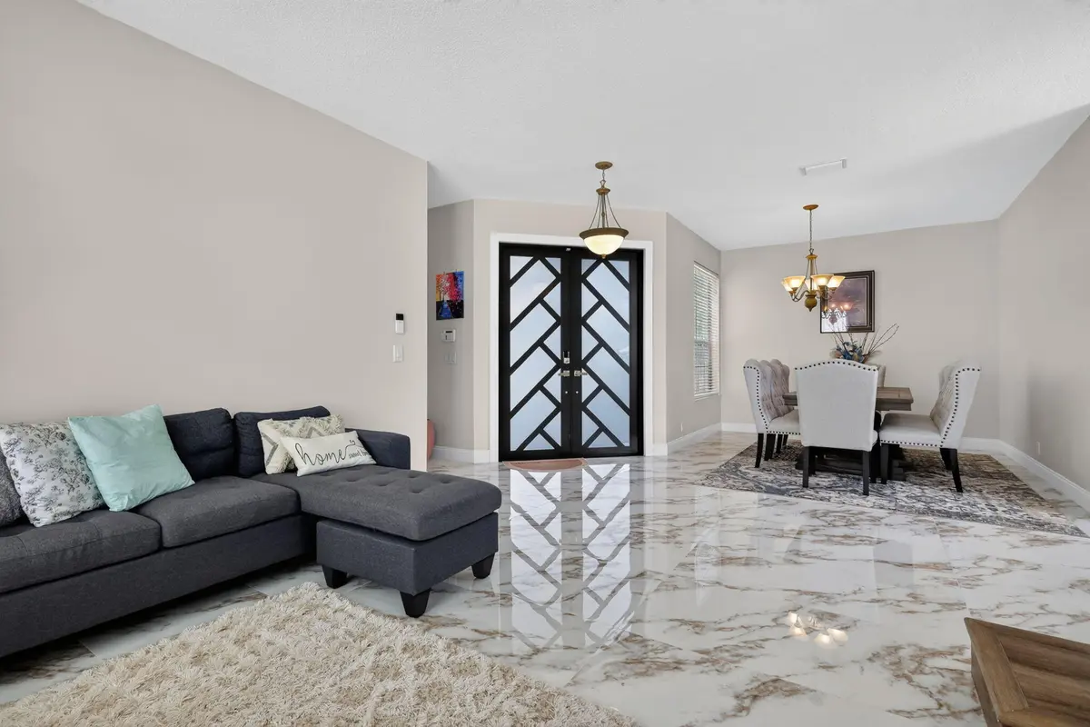7-web-or-mls-8H3A1346 at 2031 SW 157TH Avenue, Miramar
