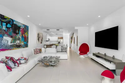 2477 NE 135TH Street, North Miami – Townhouse for sale