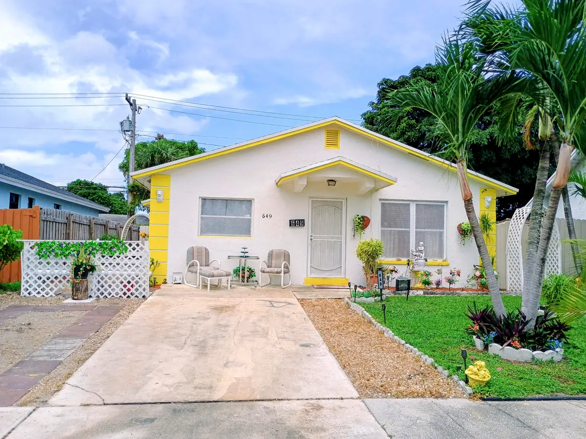Front View at 649 58TH Street, West Palm Beach