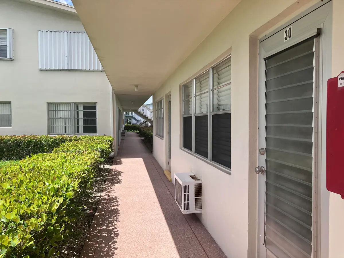 IMG_3667 at 30 Chatham B, West Palm Beach