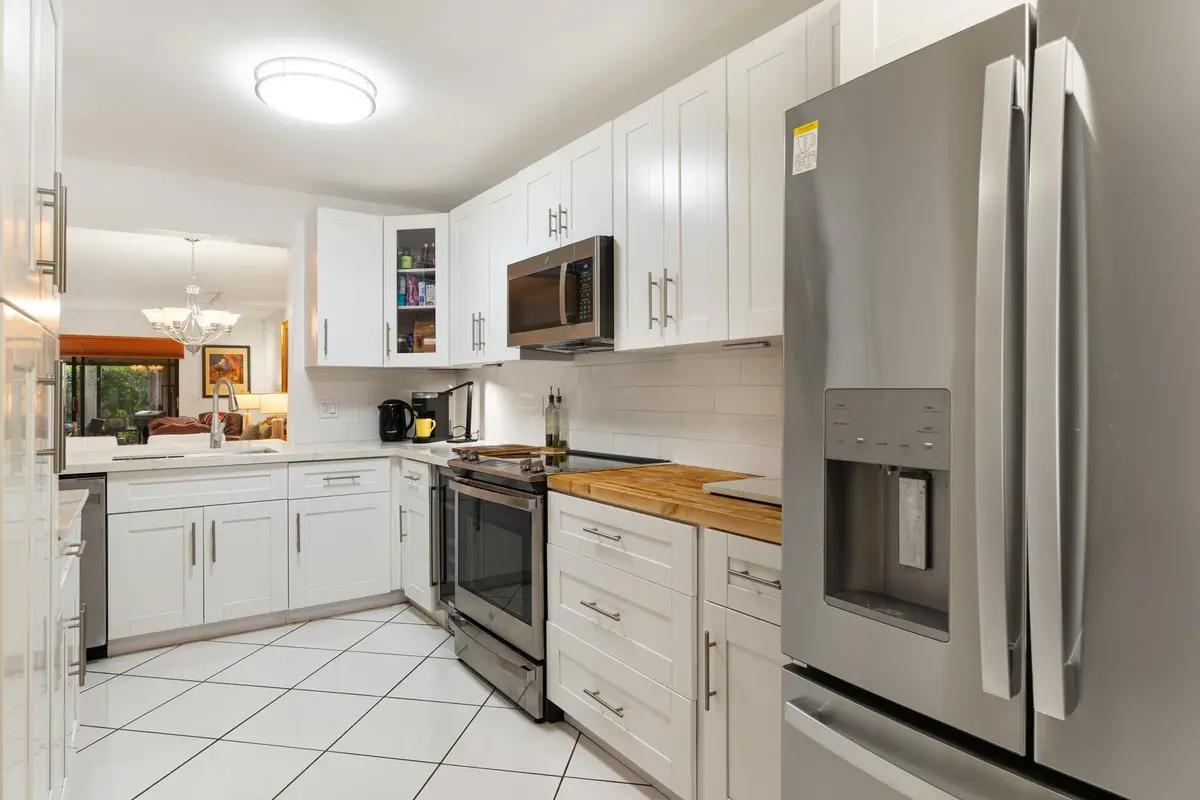Updated Kitchen at 10110 CEDAR POINT Boulevard 104, Boynton Beach