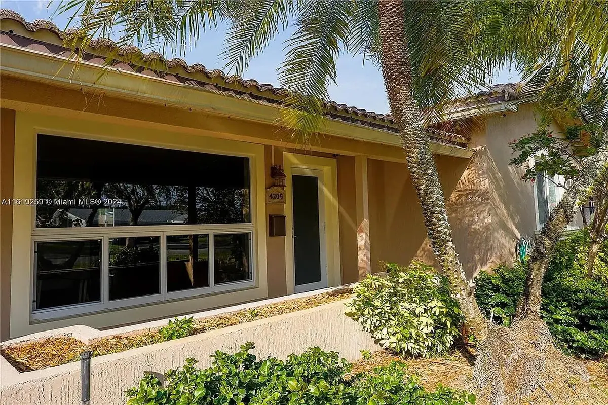 4205 McKinley 4 at 4205 MCKINLEY Street, Hollywood