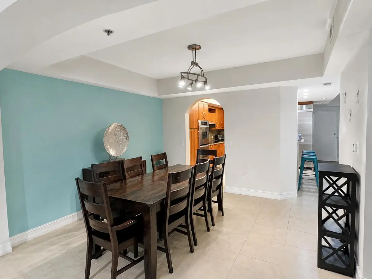 3482430e-d631-46b1-83ed-dfa48f630469 at 2051 SE 3rd Street Th3, Deerfield Beach