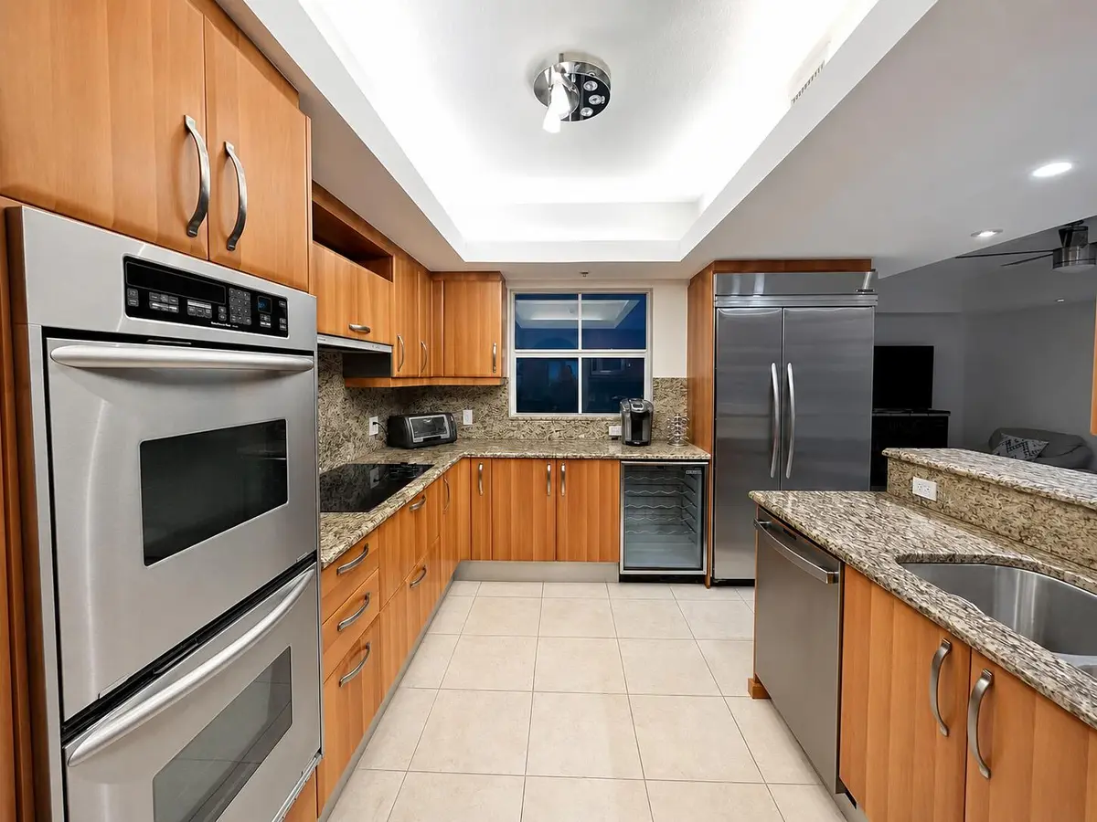 22bbfeb7-6d06-4a96-9eb9-a17016292d40 at 2051 SE 3rd Street Th3, Deerfield Beach