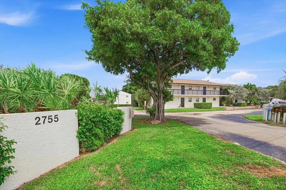 20-Community Entrance at 2755 W Atlantic Avenue 104-B, Delray Beach