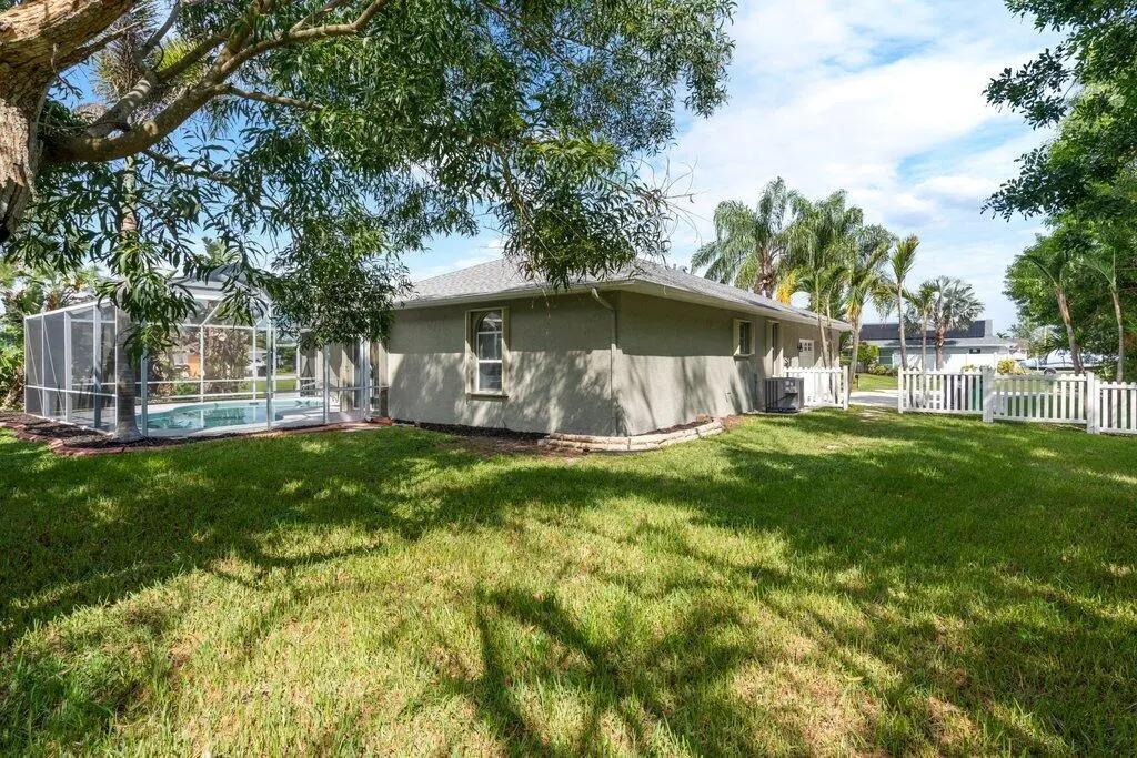 DSC08223.JPG-SMALL at 6862 NW Jorgensen Road, Port St. Lucie