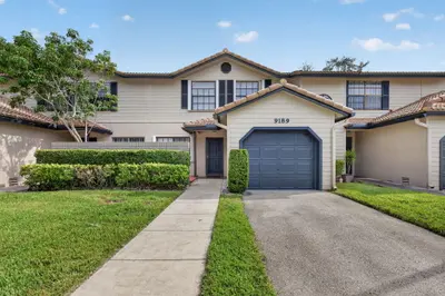 9189 VINEYARD LAKE Drive, Plantation – Townhouse for sale