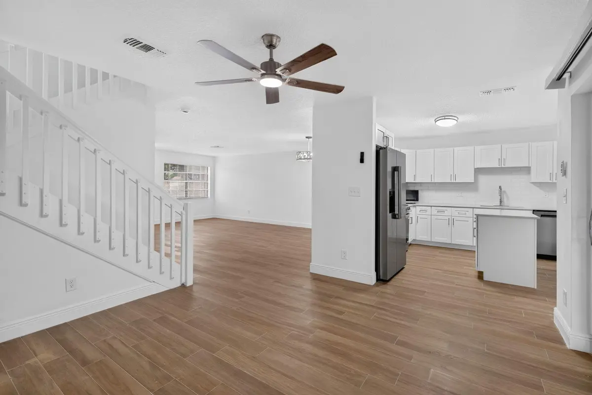 14-web-or-mls-_A7A7147 at 9189 VINEYARD LAKE Drive, Plantation