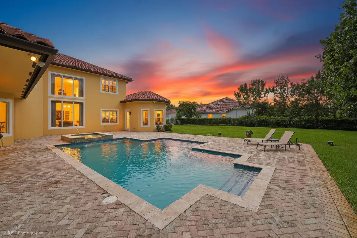 iUSE photography_DSC05147_Twilight at 2825 Jockey Circle, Davie