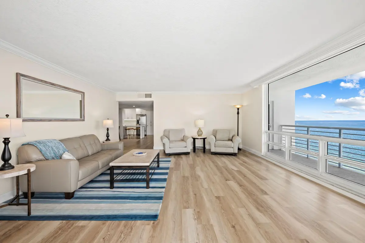 8-web-or-mls-DSC_3805 at 812 Briny Avenue 10A, Pompano Beach