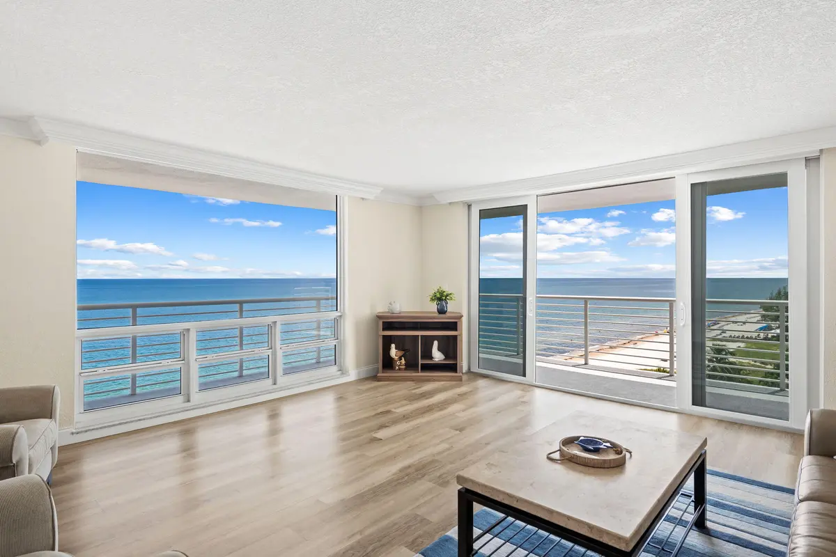 13-web-or-mls-DSC_3853 at 812 Briny Avenue 10A, Pompano Beach