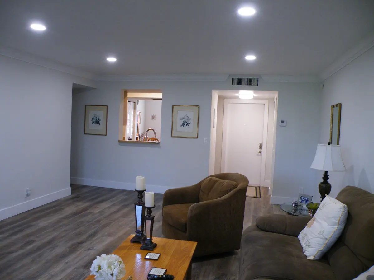 Living Room at 15 Willowbrook Lane 108, Delray Beach