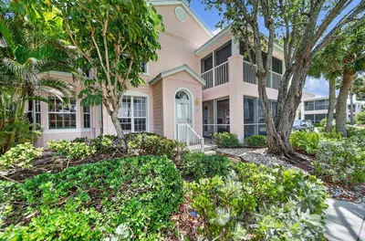 391 NE Plantation Road 215, Hutchinson Island – Condominium for sale