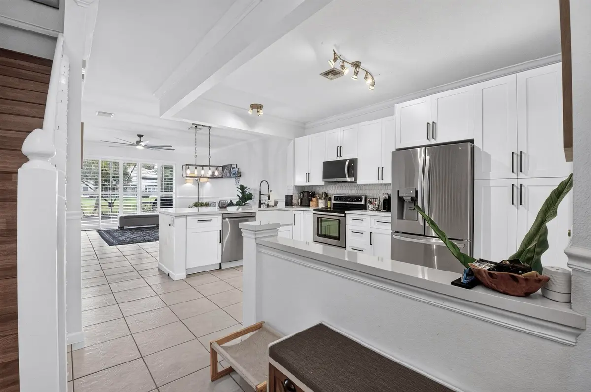 51EA9228-E4CA-4A0C-AE5C-15D44983AAC3_1_2 at 1074 Woodfield Road, Greenacres