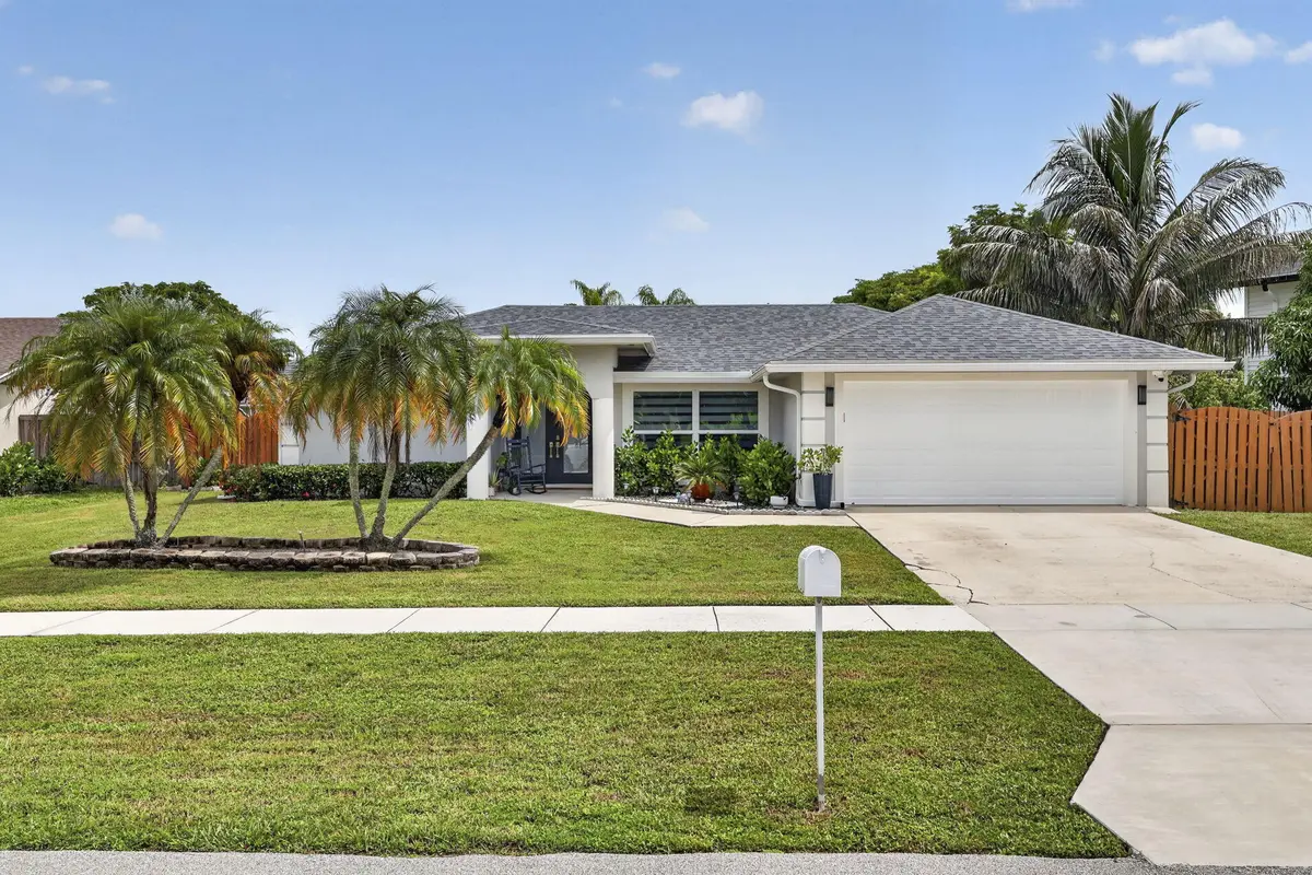 1-web-or-mls-BS1A1366 at 1390 PINE VALLEY Drive, Wellington