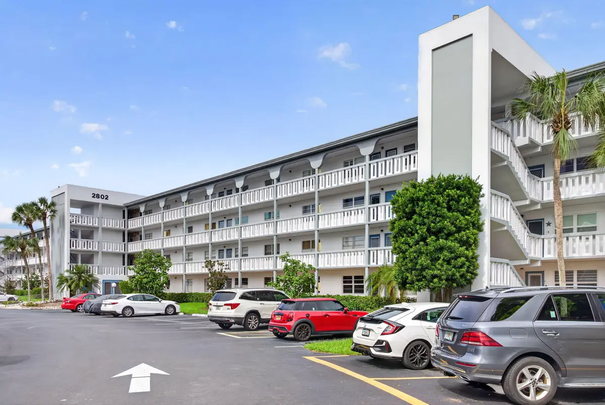 1-web-or-mls-2802-9157 at 2802 VICTORIA Way O3, Coconut Creek