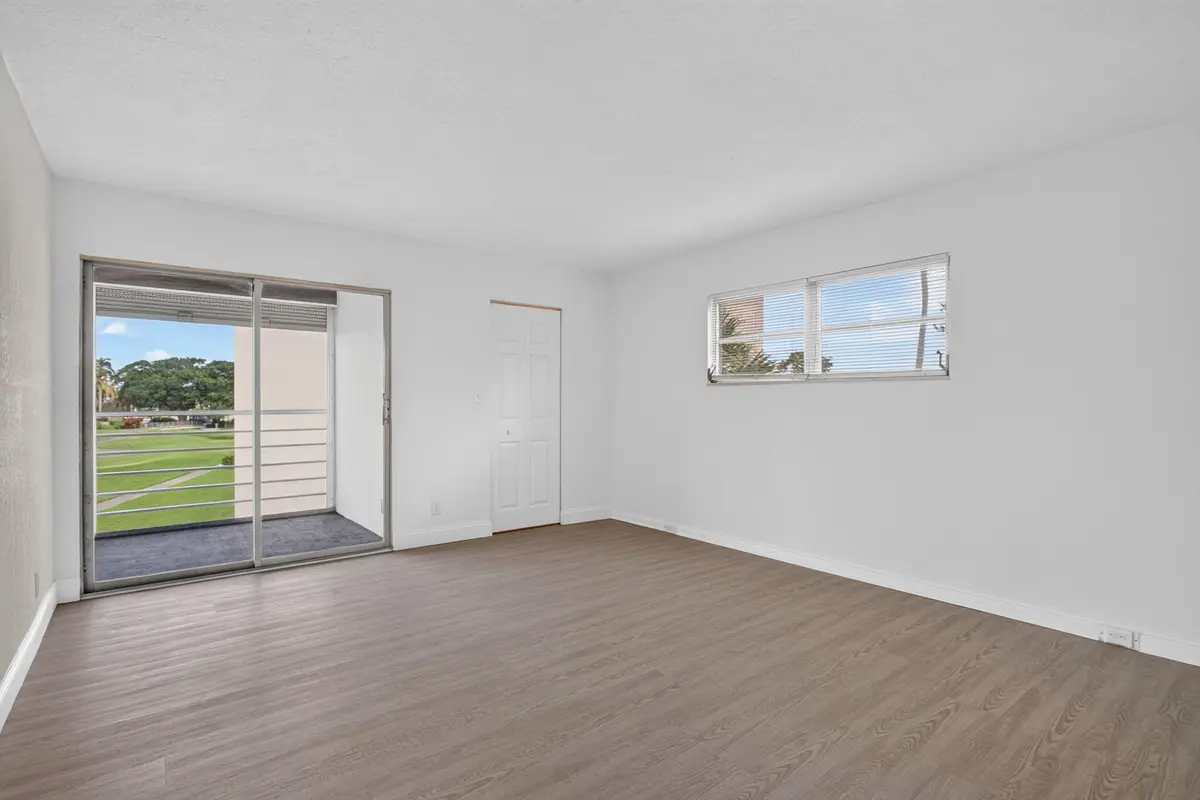 23-web-or-mls-2802-9282 at 2802 VICTORIA Way O3, Coconut Creek