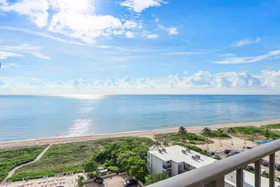 1900 S OCEAN Boulevard 14T, Lauderdale-By-The-Sea – Condominium for sale