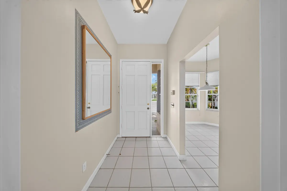 DSC00737 at 9437 POINCIANA Court, Fort Pierce