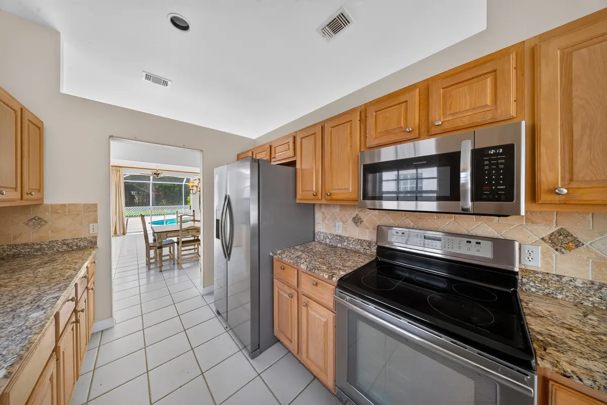 DSC00776 at 9437 POINCIANA Court, Fort Pierce