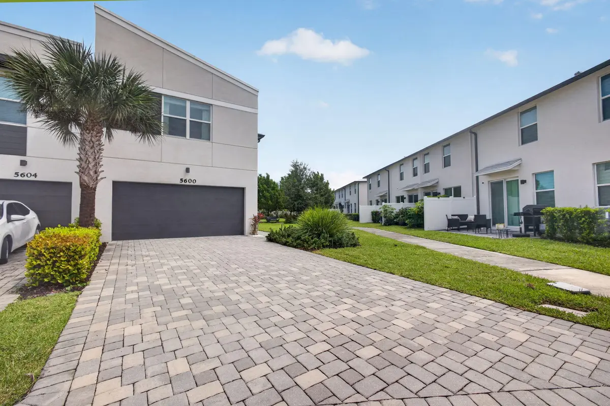 1-web-or-mls-5D1A2257 at 5600 Mentmore Drive, West Palm Beach