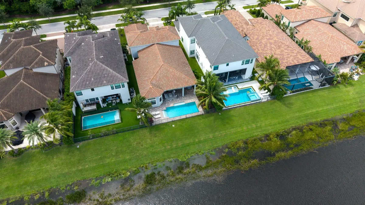 9889 Bozzano Dr17 at 9889 Bozzano Drive, Delray Beach