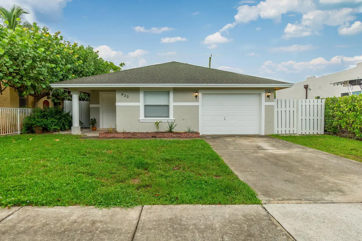 Front at 622 LYTLE Street, West Palm Beach