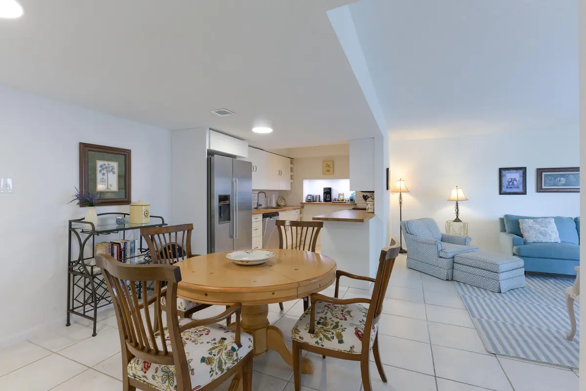 1501 S Flagler Dr Unit 8f West-large-007 at 1501 S Flagler Drive 8f, West Palm Beach