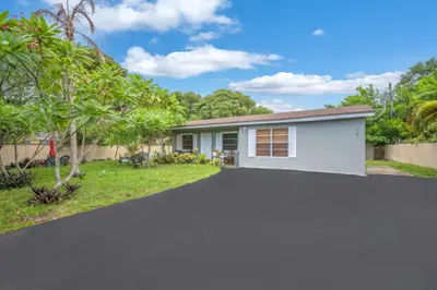 461 NW 17TH Place, Fort Lauderdale – Single Family Residence for sale