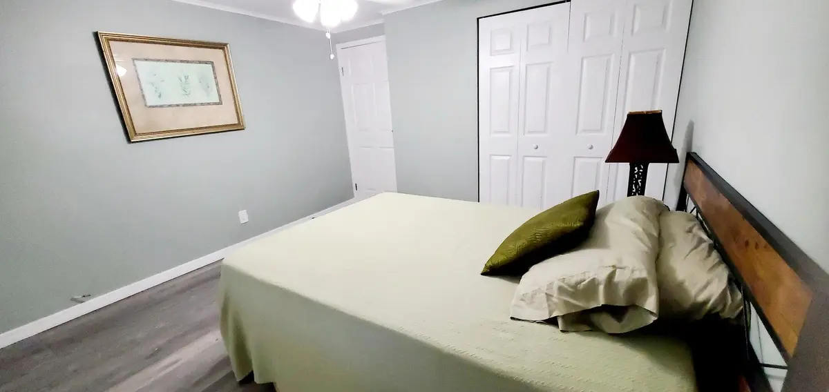 530 N 7TH Place, Vero Beach, FL – photo 6