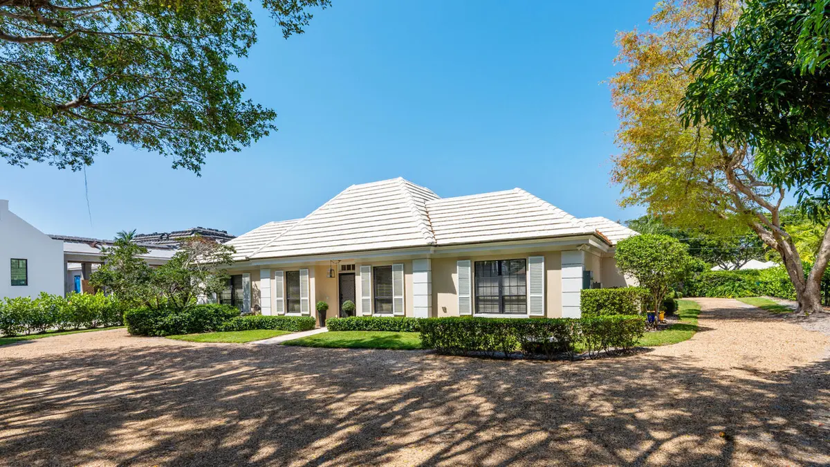 Front of House at 11354 Old Harbour Road, North Palm Beach