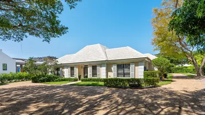 11354 Old Harbour Road, North Palm Beach – Single Family Residence for sale