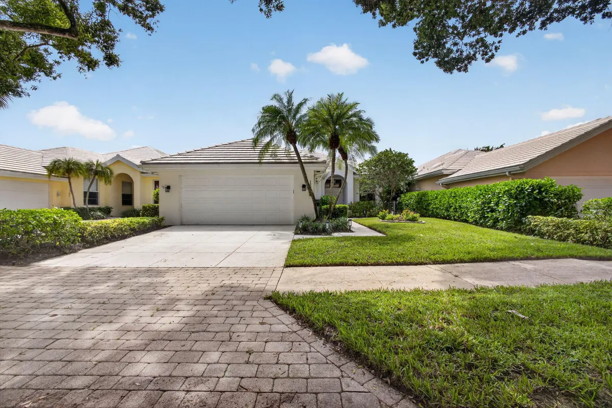 1205 Gator Trail, West Palm Beach, FL – photo 2