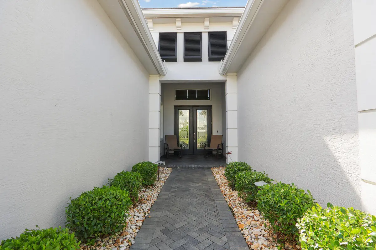 02_IMG_6525_mls at 9013 SW MATILDA Way, Port St. Lucie