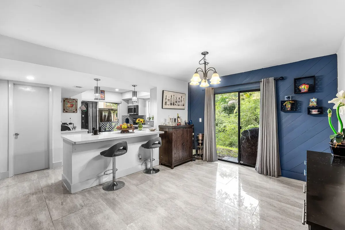 Kitchen and Dining at 209 Wimbledon Lakes Drive, Plantation