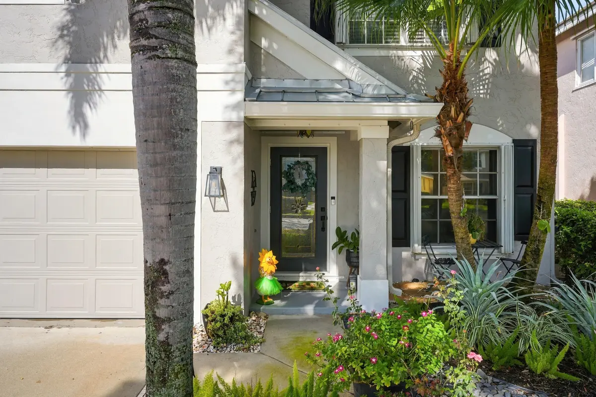 Palm Pointe at 3106 SW SOLITAIRE PALM Drive, Palm City