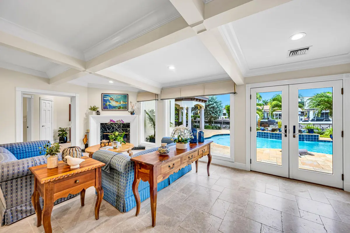 2507 BARCELONA DR-47 at 2507 Barcelona Drive, Fort Lauderdale