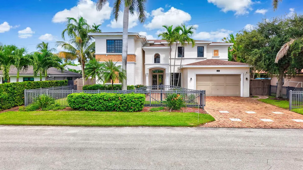 Front Elevation at 260 NE WAVECREST Court, Boca Raton