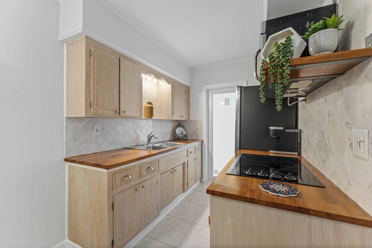 013-11Southwest4thAvenue-6-BocaRaton-FL- at 11 SW 4th Avenue Unit 6, Boca Raton