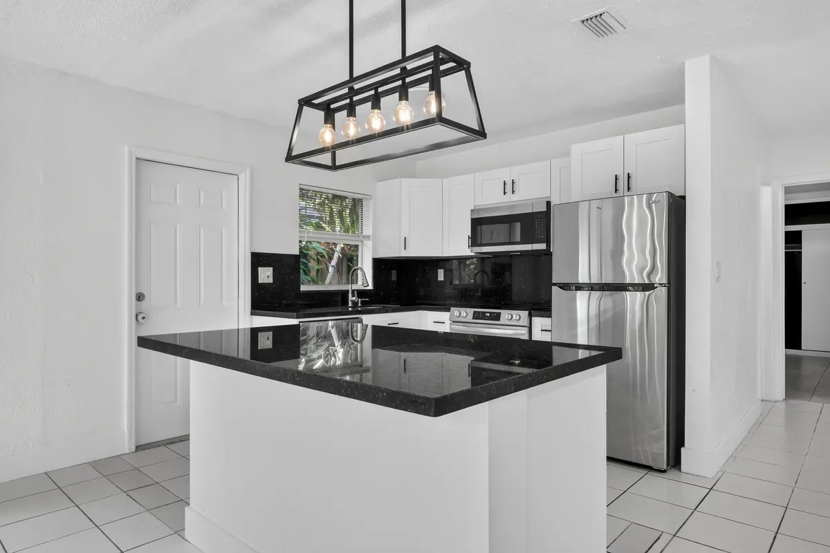 R_F024 at 1515 NW 8TH Avenue, Fort Lauderdale
