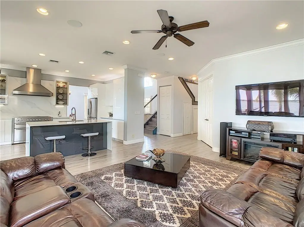 Photo 5 at 4827 SW 183RD Avenue, Miramar