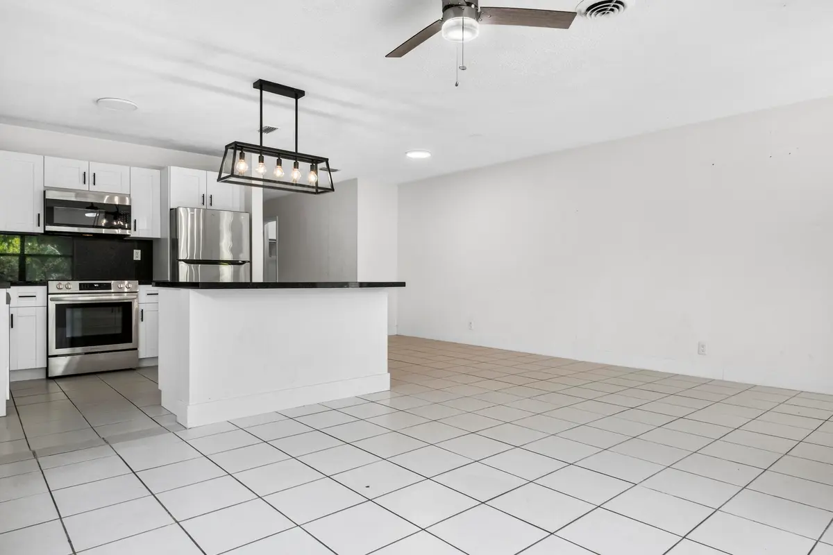 R_F029 at 1515 NW 8TH Avenue, Fort Lauderdale