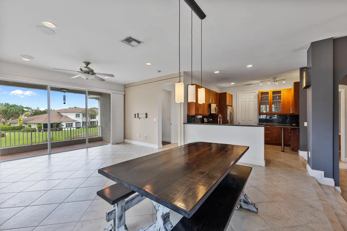 024A5084 at 6380 BELLA Circle 905, Boynton Beach