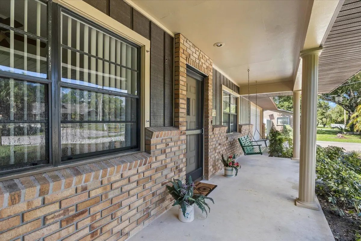 Front Porch at 351 BAYSINGER Avenue, Fort Pierce