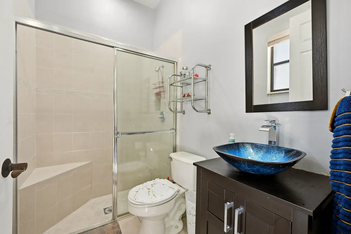 39_ra1_9027 at 10340 Trianon Place, Wellington